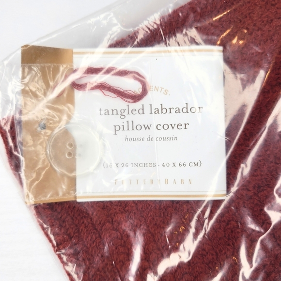 Pottery Barn Holiday Dog Pillow Cover - Red - Picture 2 of 3